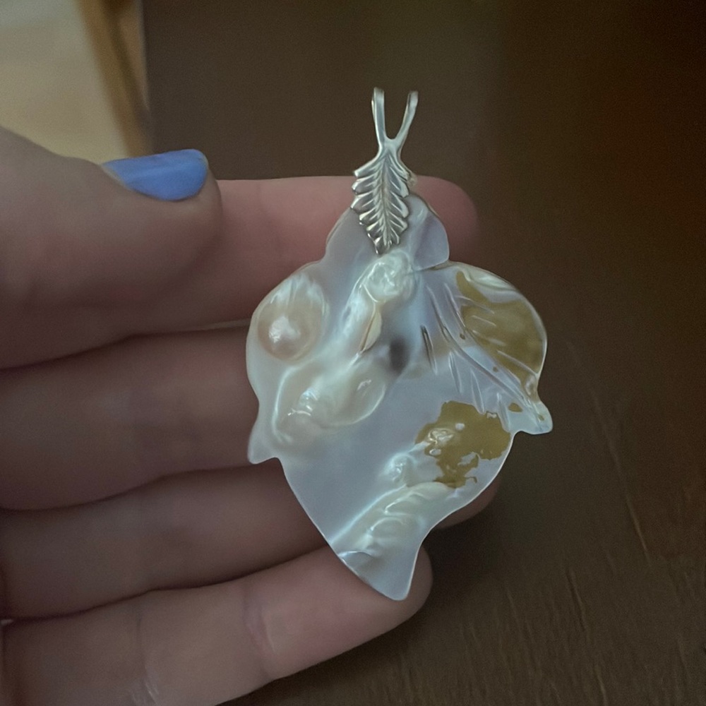 Sterling silver Mother of Pearl “leaf” pendant
